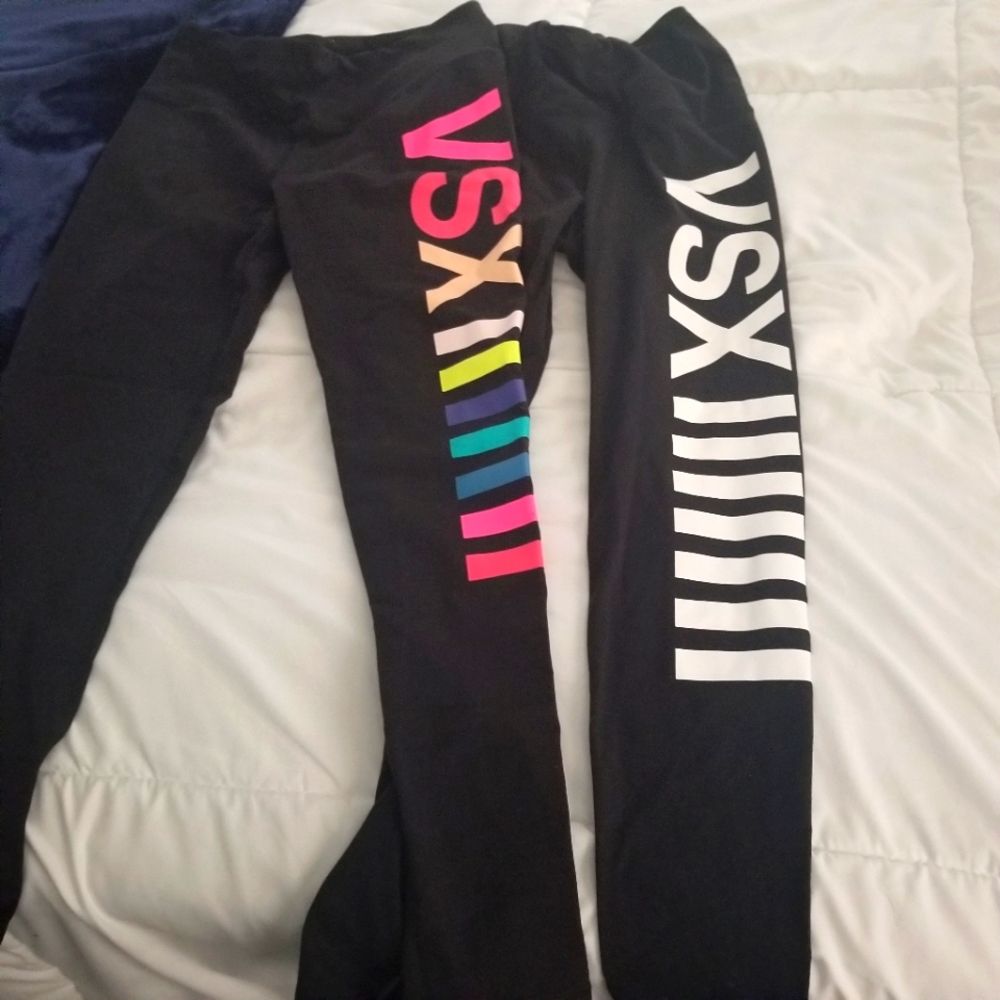 Set of Victoria's Secret leggings (Like New)